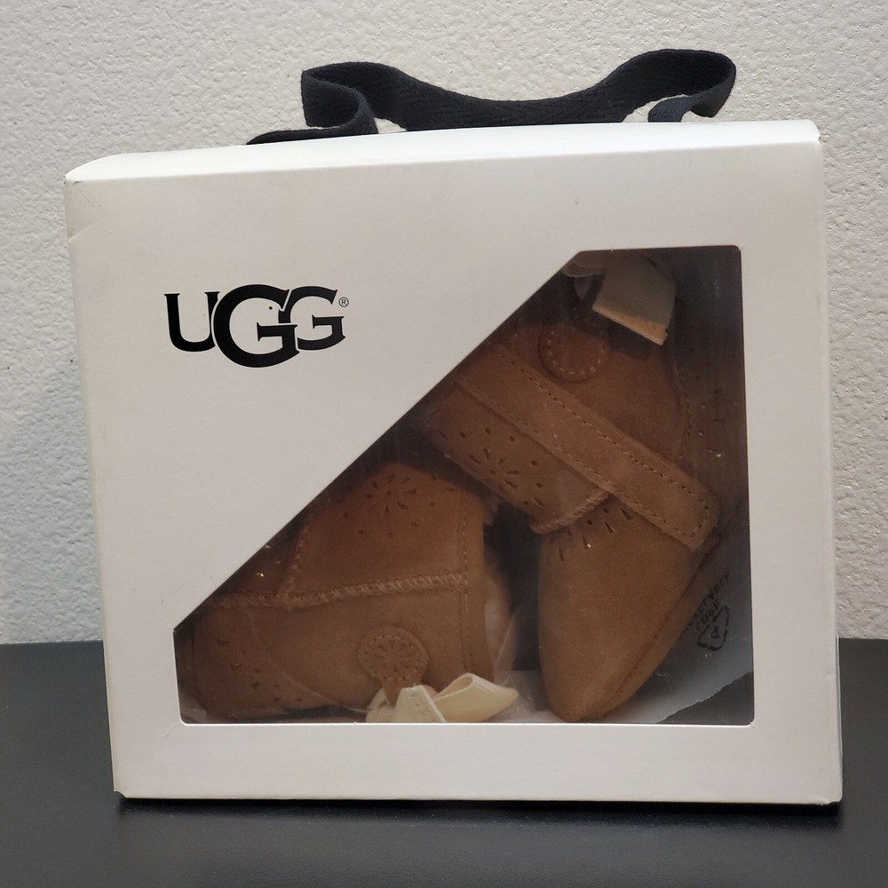 UGG Australian Jesse Bow 2 Sunshine‎ Perf Sheepskin Brown Crib Booties Sz 0/1